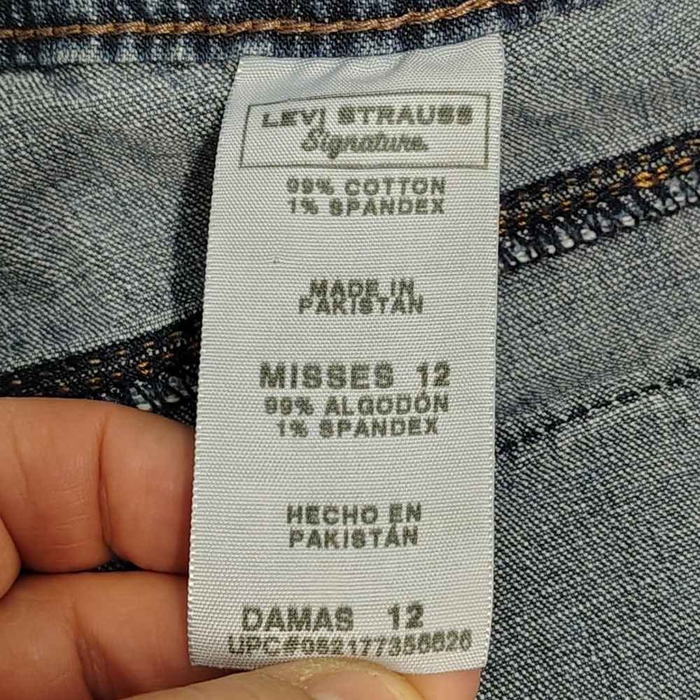 Levi Strauss Signature Women Blue Crop Capri Jeans Mid Rise Straight Leg Size 12 - Picture 9 of 14